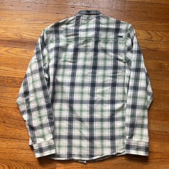 Mountain Khaki’s flannel shirt - Picture 3 of 4